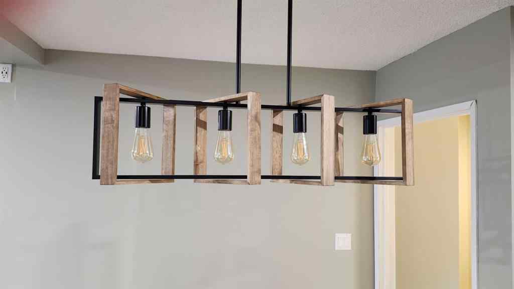 MLS&reg; # A2269795 - 816 Bankview Drive  in Bankview Drumheller, Residential Open Houses