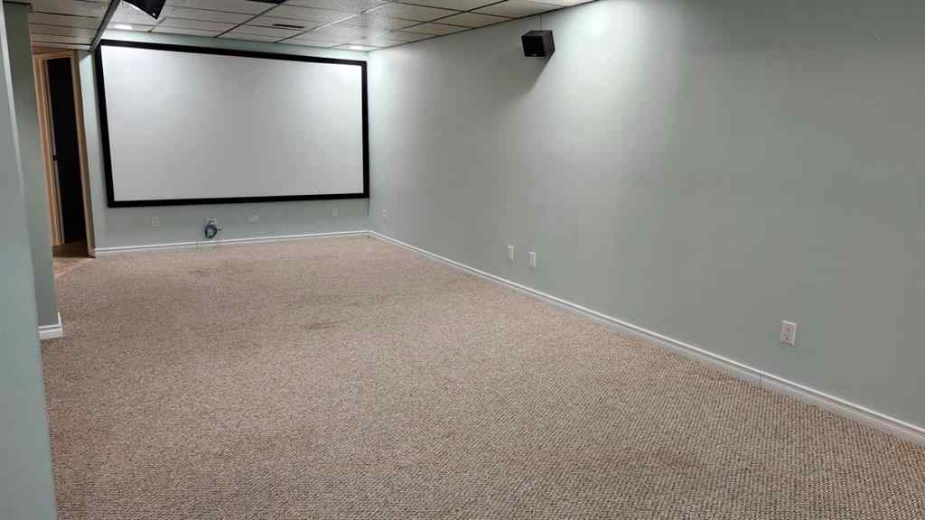 MLS&reg; # A2269795 - 816 Bankview Drive  in Bankview Drumheller, Residential Open Houses