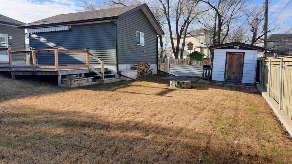 MLS&reg; # A2269795 - 816 Bankview Drive  in Bankview Drumheller, Residential Open Houses