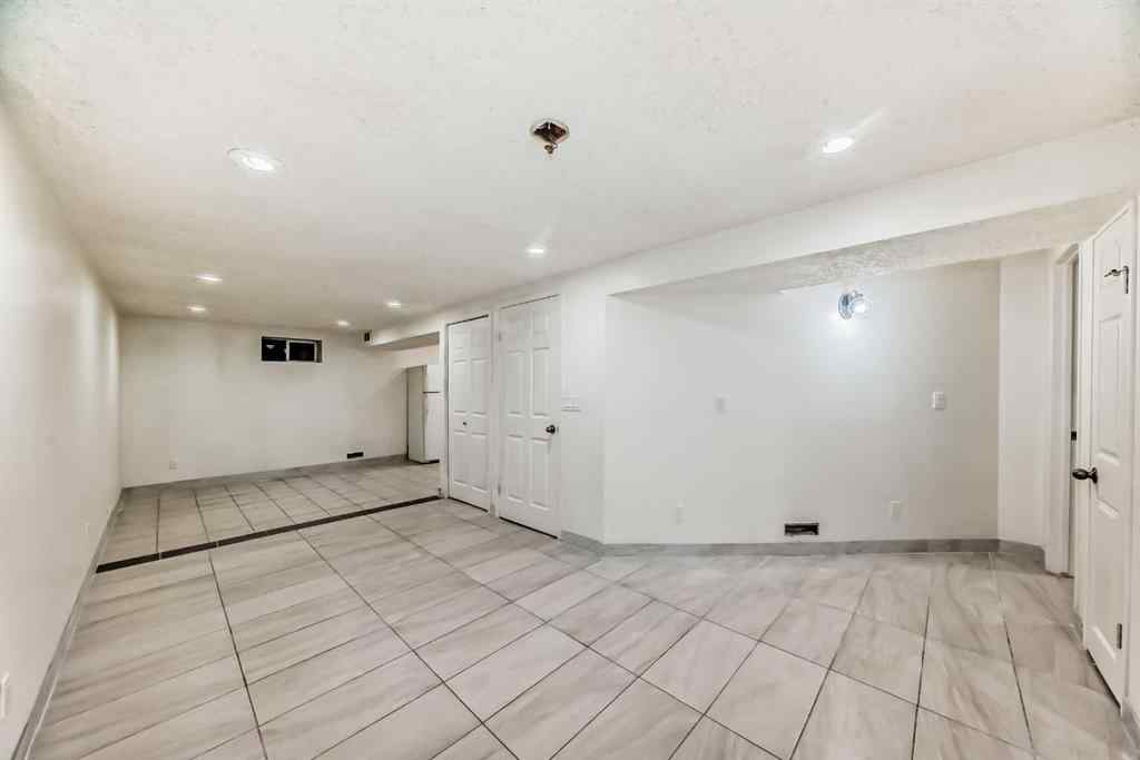 MLS&reg; # A2269807 - 5924 Centre Street NE in Thorncliffe Calgary, Residential Open Houses