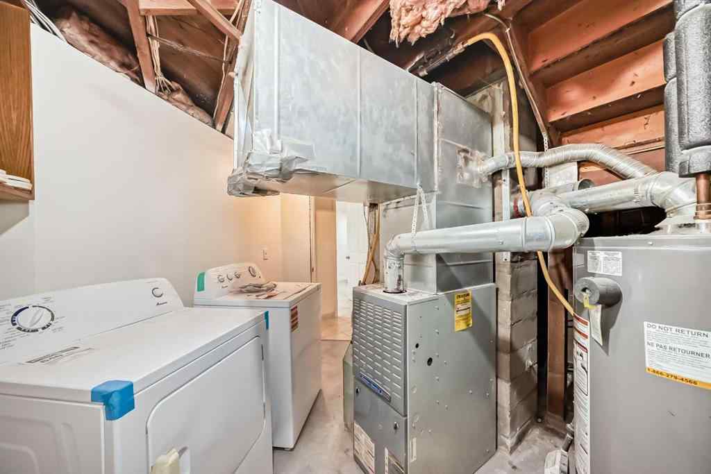 MLS&reg; # A2269807 - 5924 Centre Street NE in Thorncliffe Calgary, Residential Open Houses