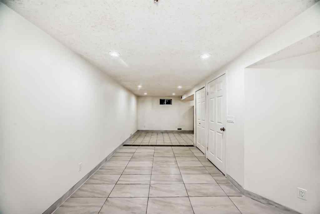 MLS&reg; # A2269807 - 5924 Centre Street NE in Thorncliffe Calgary, Residential Open Houses