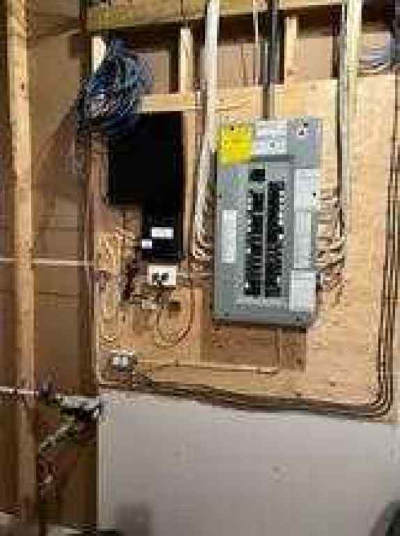 MLS&reg; # A2269810 - 805 7 Avenue  in NONE Fox Creek, Residential Open Houses