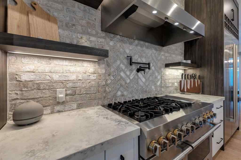 MLS® A2269817 - 30 Roselawn Crescent NW in Rosemont Calgary, Residential