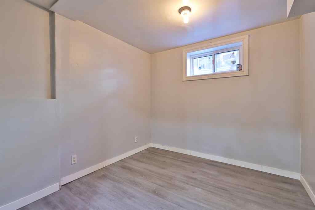 MLS&reg; # A2269823 - 4307 73 Street  in Duggan Park Camrose, Residential Open Houses