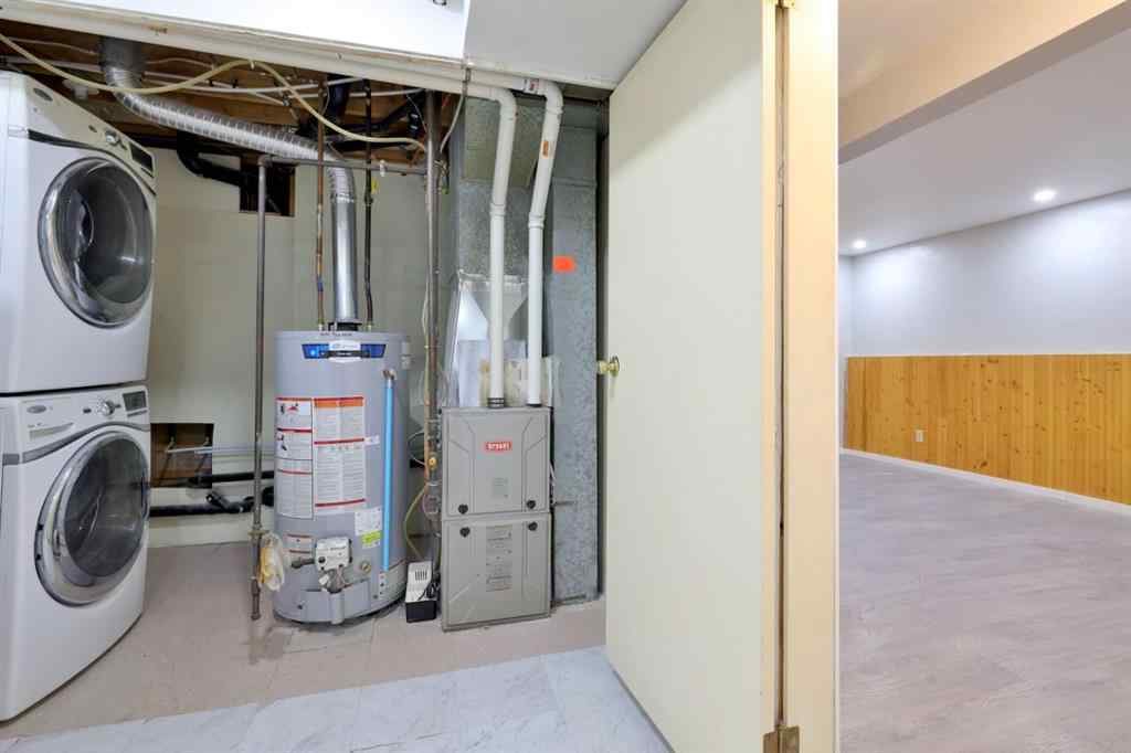 MLS&reg; # A2269823 - 4307 73 Street  in Duggan Park Camrose, Residential Open Houses