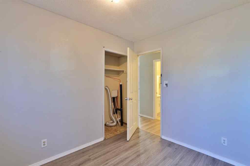 MLS&reg; # A2269823 - 4307 73 Street  in Duggan Park Camrose, Residential Open Houses