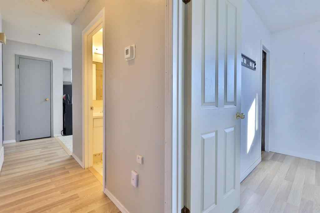 MLS&reg; # A2269823 - 4307 73 Street  in Duggan Park Camrose, Residential Open Houses