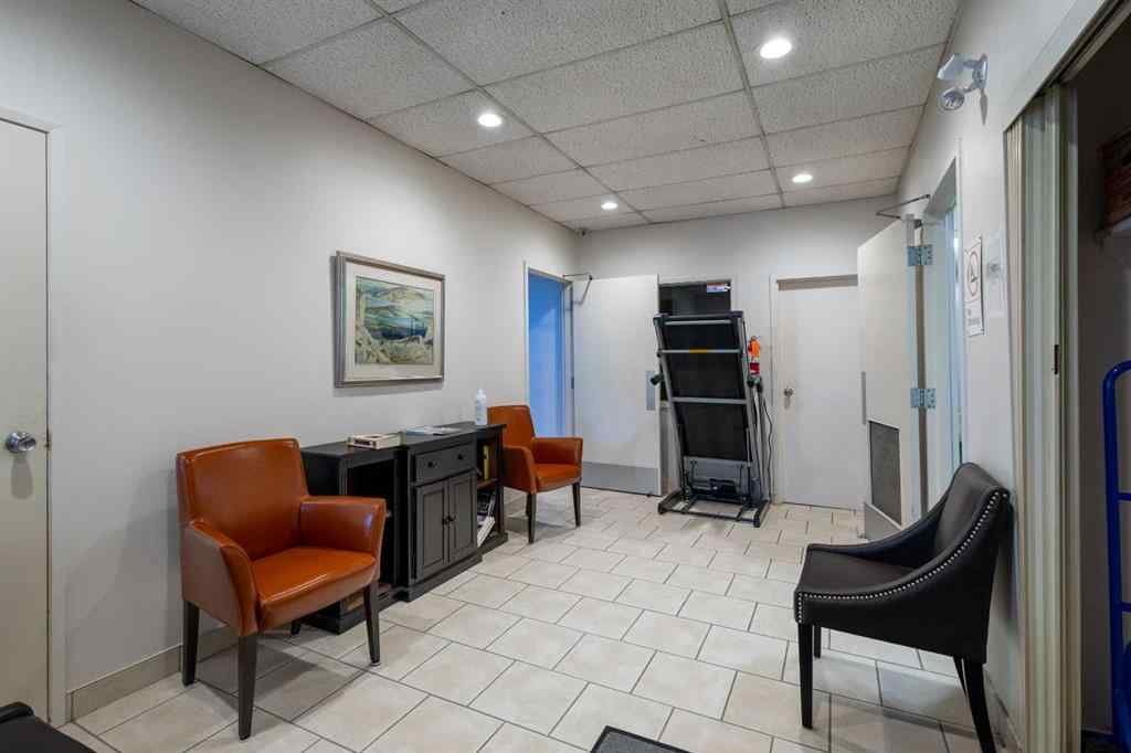 MLS&reg; # A2269825 - Unit #9 5400 Dalhousie Drive  in Dalhousie Calgary, Residential Open Houses