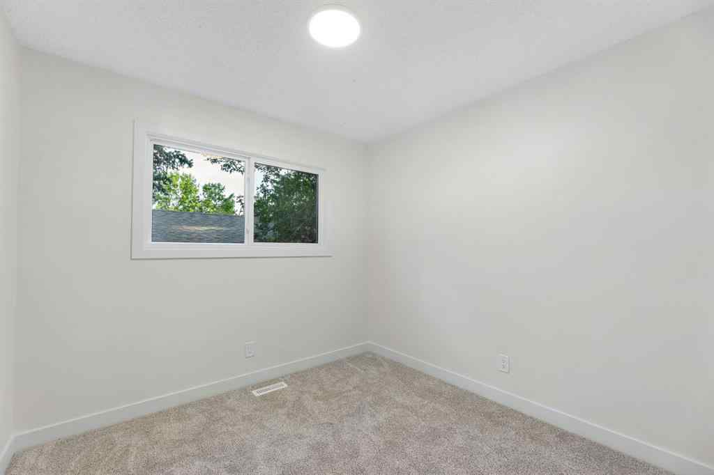 MLS&reg; # A2269828 - 212 Midlawn Close SE in Midnapore Calgary, Residential Open Houses