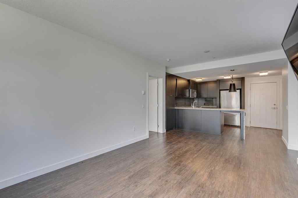 MLS&reg; # A2269831 - Unit #107 25 Aspenmont Heights SW in Aspen Woods Calgary, Residential Open Houses