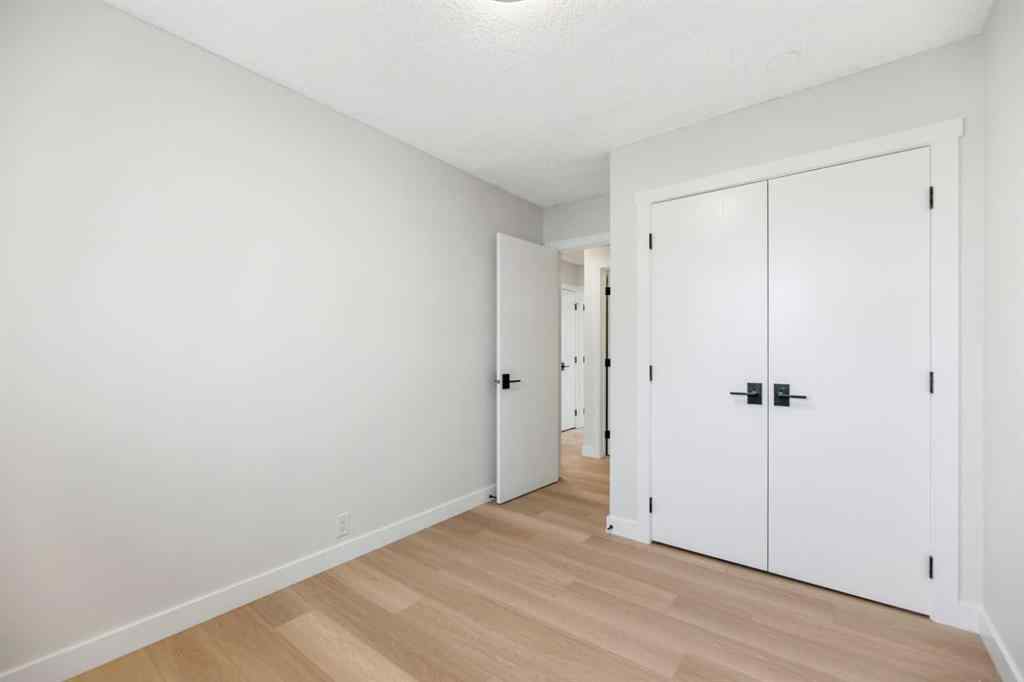 MLS&reg; # A2269834 - 14 woodhill Road SW in Woodlands Calgary, Residential Open Houses