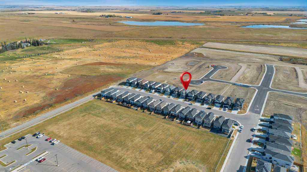 MLS&reg; # A2269838 - 828 Edgefield Street  in Edgefield Strathmore, Residential Open Houses