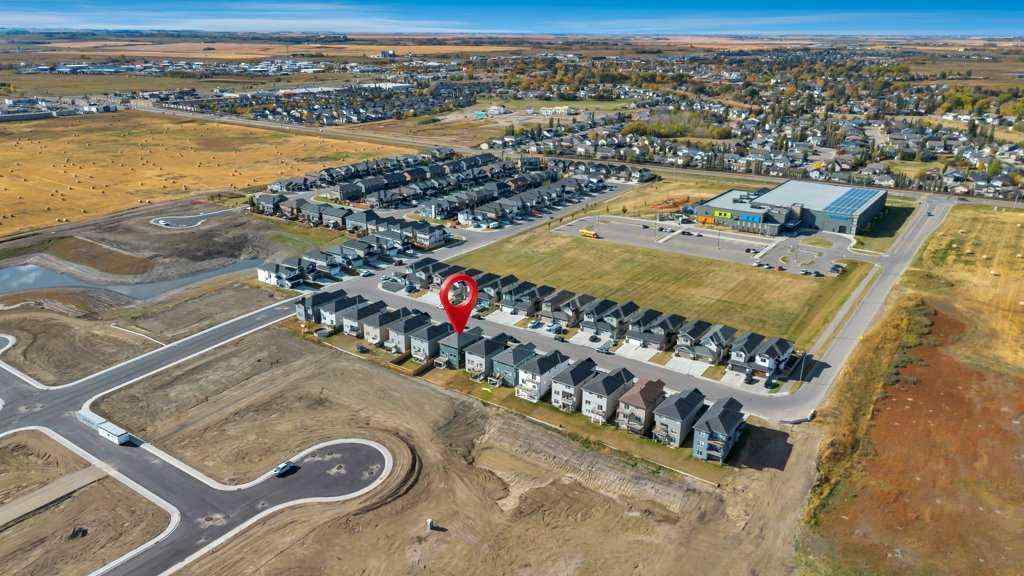 MLS&reg; # A2269838 - 828 Edgefield Street  in Edgefield Strathmore, Residential Open Houses