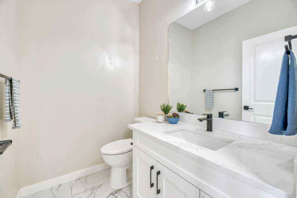 MLS&reg; # A2269838 - 828 Edgefield Street  in Edgefield Strathmore, Residential Open Houses