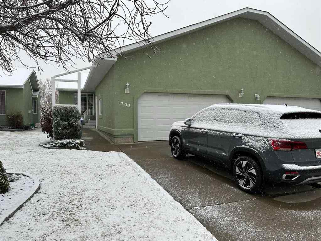 MLS&reg; # A2269840 - 1705 17 Street  in NONE Didsbury, Residential Open Houses