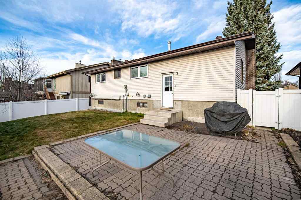 MLS&reg; # A2269845 - 16 Best Crescent  in Bower Red Deer, Residential Open Houses