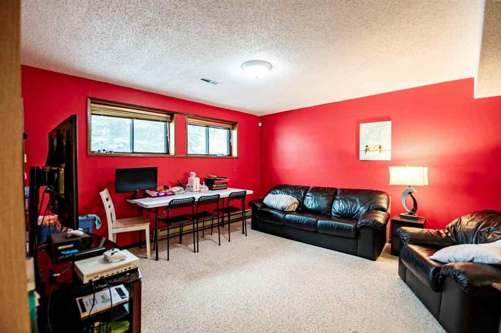 MLS&reg; # A2269845 - 16 Best Crescent  in Bower Red Deer, Residential Open Houses