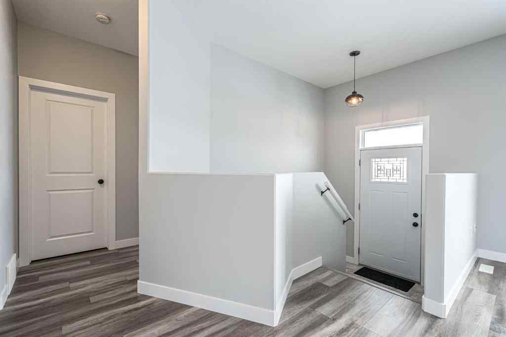 MLS&reg; # A2269846 - 3702 72 Avenue  in Parkview Estates Lloydminster, Residential Open Houses
