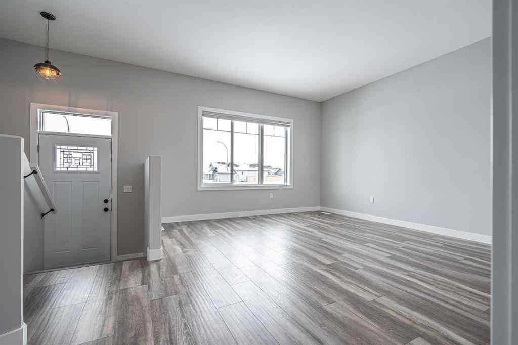 MLS&reg; # A2269846 - 3702 72 Avenue  in Parkview Estates Lloydminster, Residential Open Houses