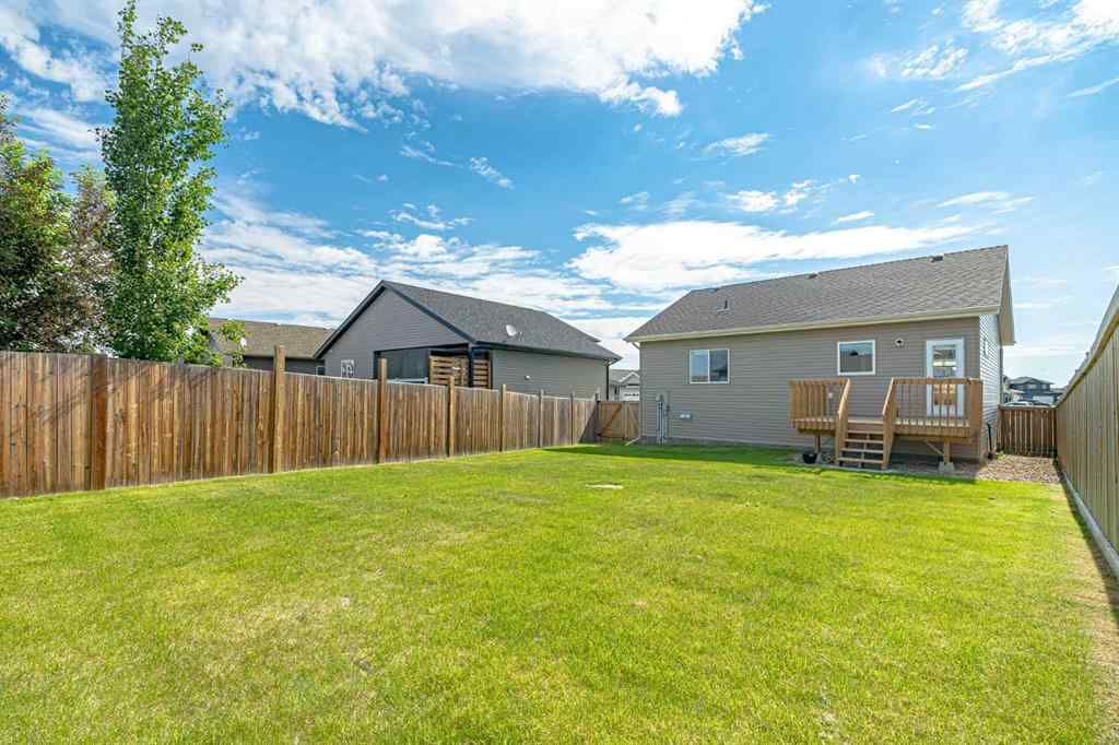 MLS&reg; # A2269846 - 3702 72 Avenue  in Parkview Estates Lloydminster, Residential Open Houses