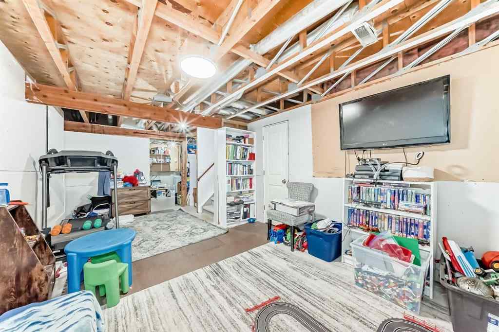 MLS® # A2269855 - 21 Woodfern Road SW in Woodbine Calgary, Residential Open Houses