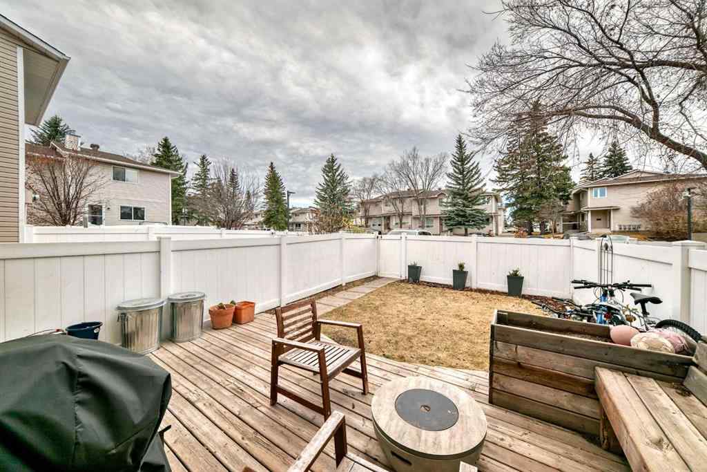 MLS® # A2269855 - 21 Woodfern Road SW in Woodbine Calgary, Residential Open Houses