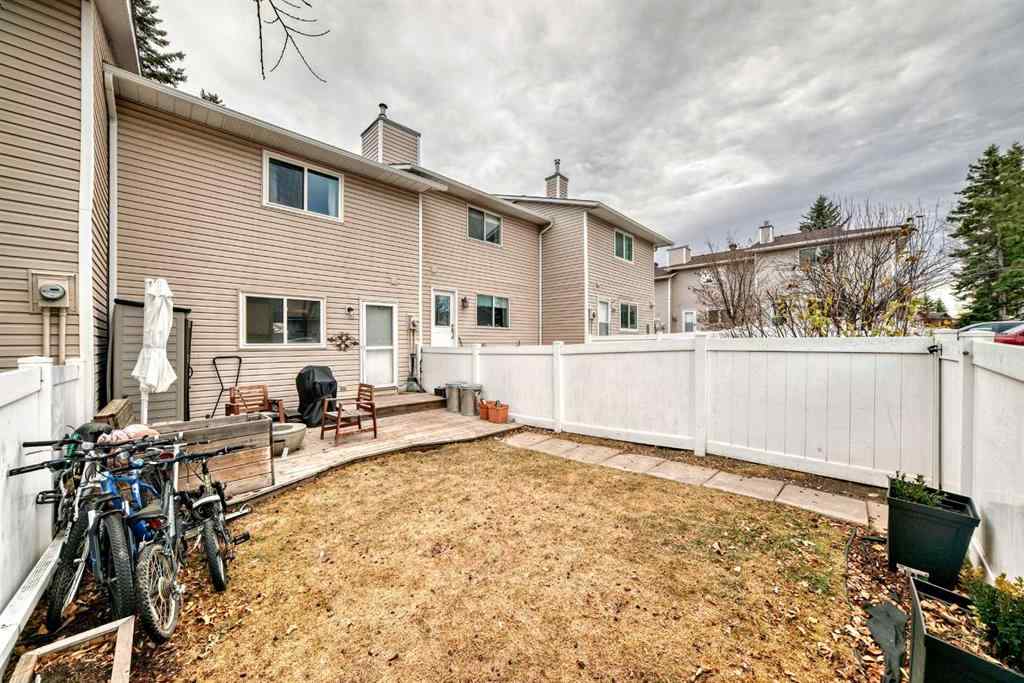 MLS® # A2269855 - 21 Woodfern Road SW in Woodbine Calgary, Residential Open Houses