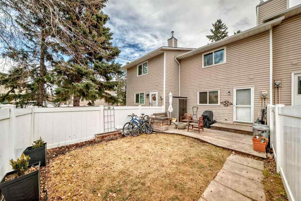 MLS® # A2269855 - 21 Woodfern Road SW in Woodbine Calgary, Residential Open Houses