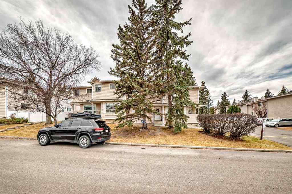 MLS® # A2269855 - 21 Woodfern Road SW in Woodbine Calgary, Residential Open Houses