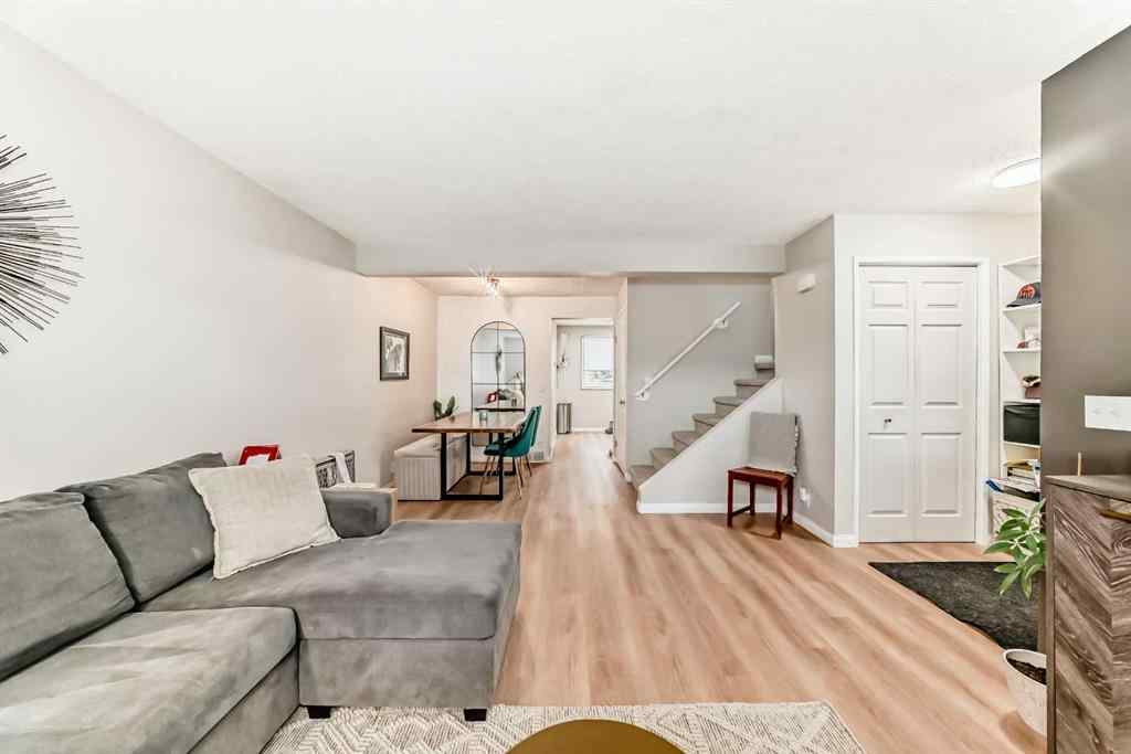 MLS® # A2269855 - 21 Woodfern Road SW in Woodbine Calgary, Residential Open Houses