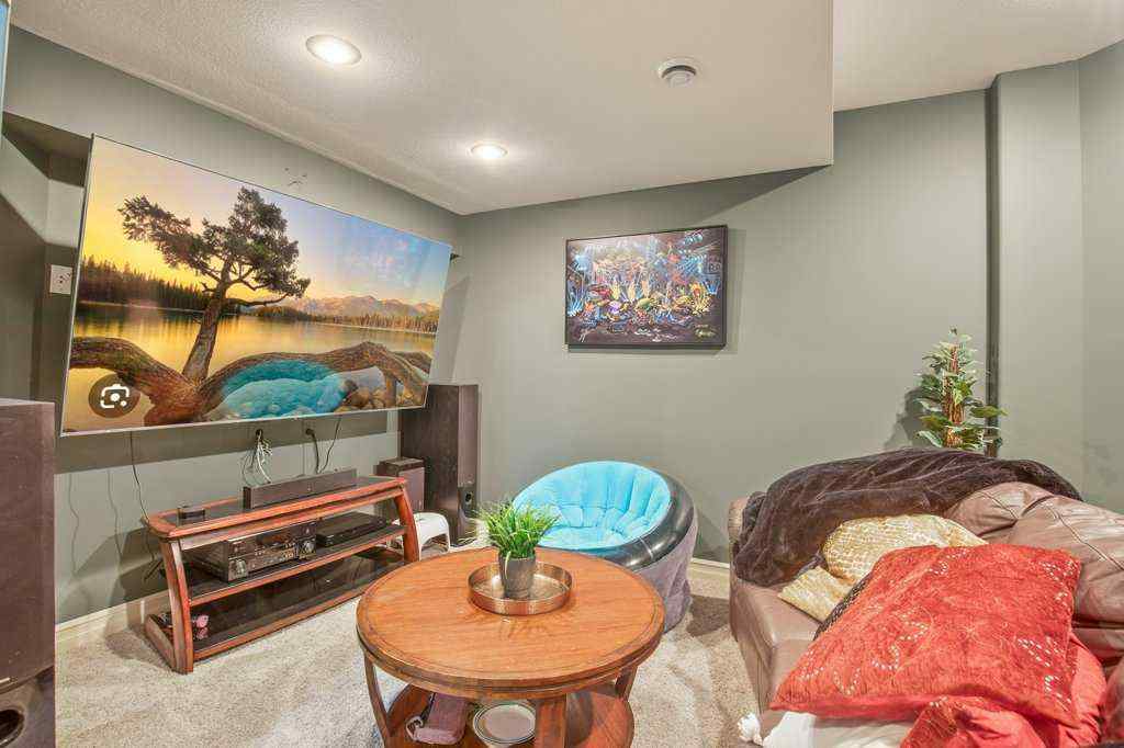 MLS&reg; # A2269857 - 10 Fieldstone Way  in Fieldstone Sylvan Lake, Residential Open Houses