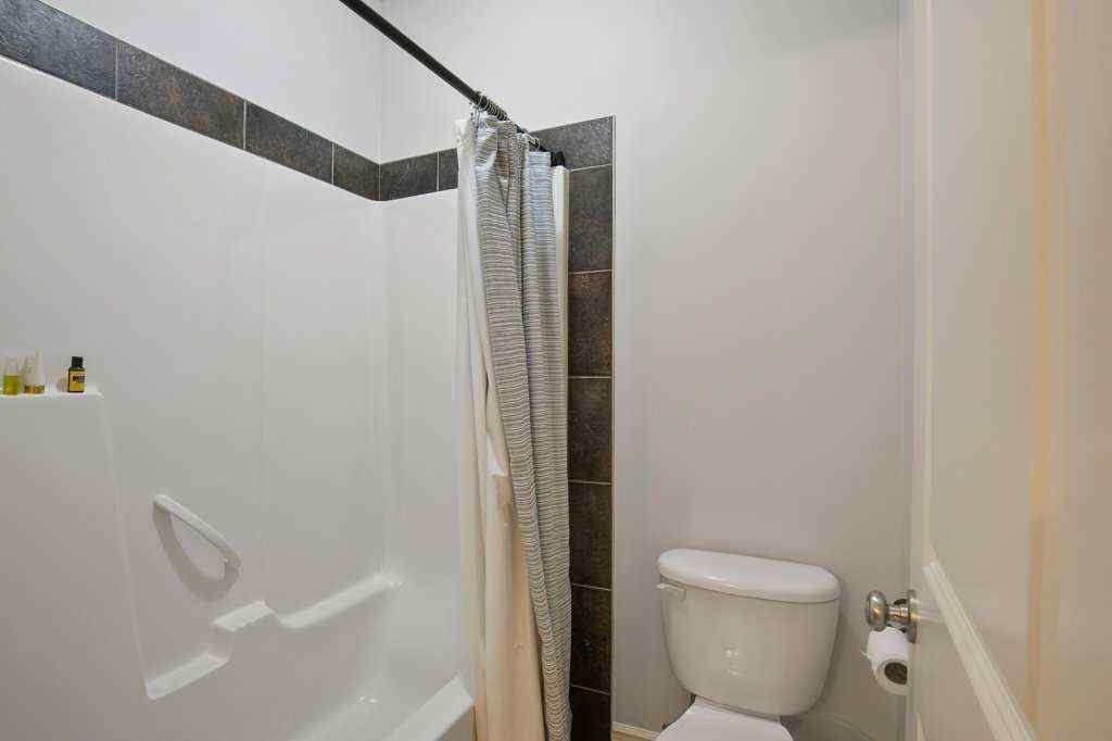 MLS&reg; # A2269857 - 10 Fieldstone Way  in Fieldstone Sylvan Lake, Residential Open Houses