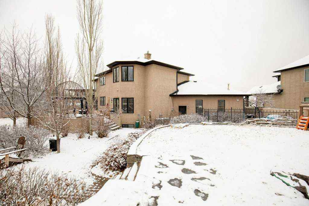 MLS&reg; # A2269857 - 10 Fieldstone Way  in Fieldstone Sylvan Lake, Residential Open Houses