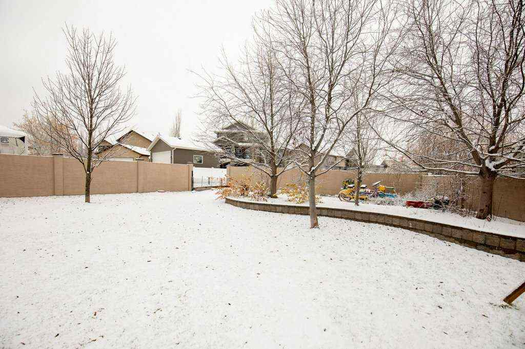 MLS&reg; # A2269857 - 10 Fieldstone Way  in Fieldstone Sylvan Lake, Residential Open Houses