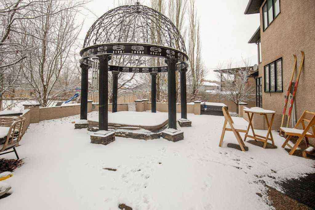 MLS&reg; # A2269857 - 10 Fieldstone Way  in Fieldstone Sylvan Lake, Residential Open Houses