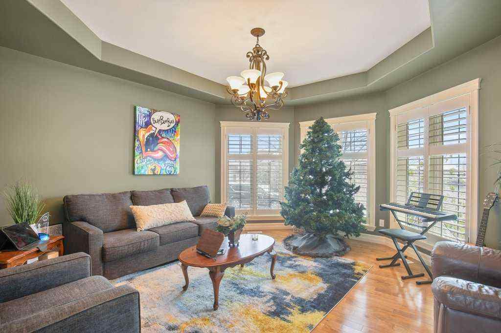 MLS&reg; # A2269857 - 10 Fieldstone Way  in Fieldstone Sylvan Lake, Residential Open Houses