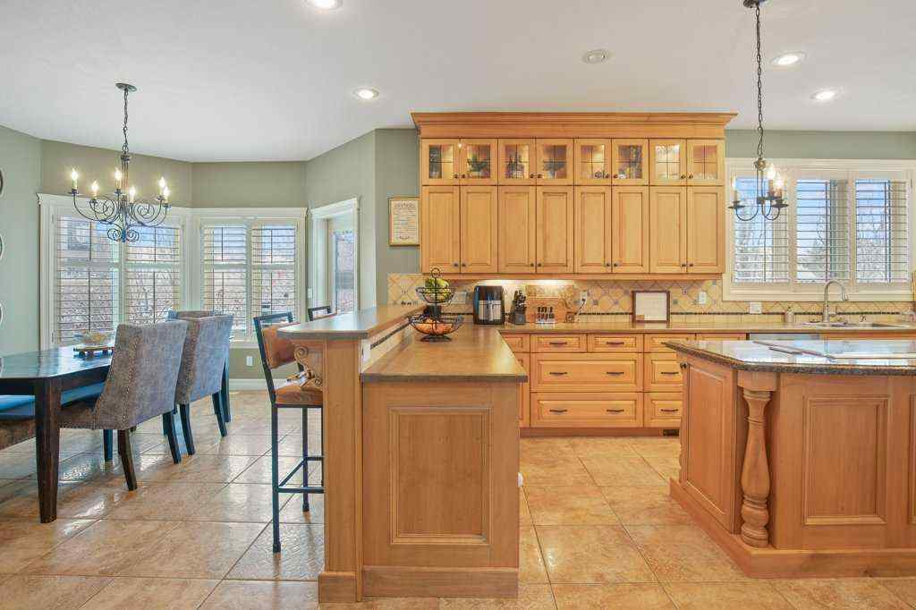 MLS&reg; # A2269857 - 10 Fieldstone Way  in Fieldstone Sylvan Lake, Residential Open Houses