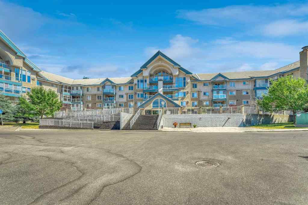 MLS® # A2269859 - Unit #204 7239 Sierra Morena Boulevard SW in Signal Hill Calgary, Residential Open Houses