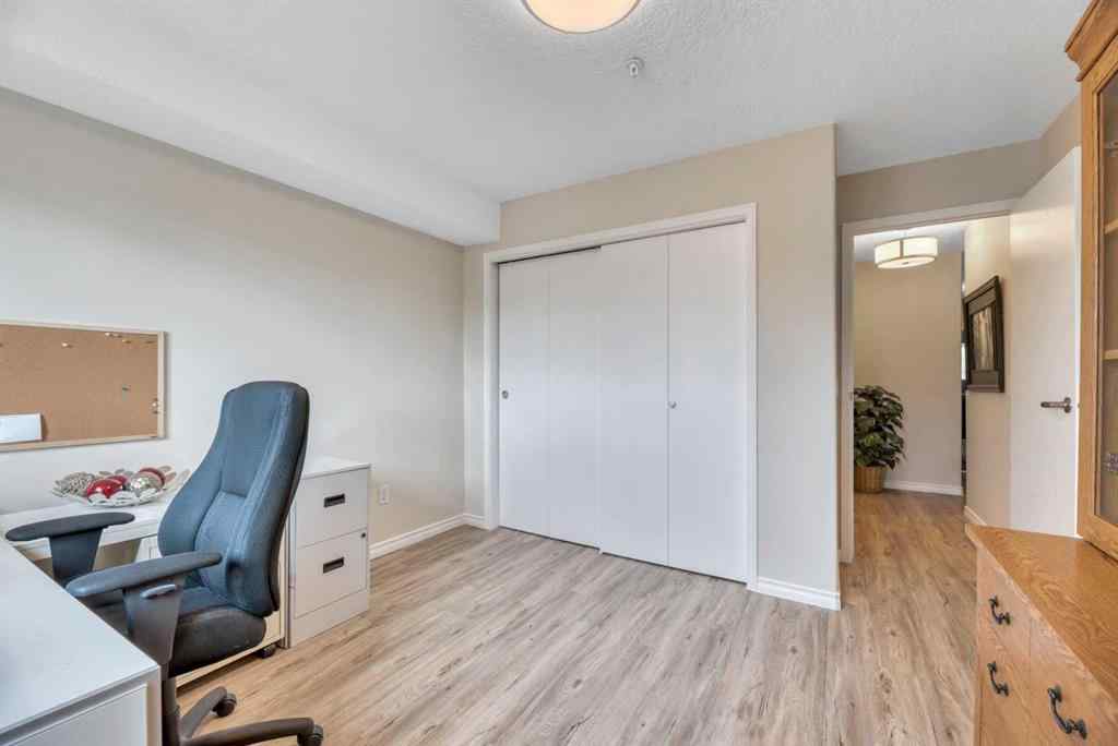 MLS® # A2269859 - Unit #204 7239 Sierra Morena Boulevard SW in Signal Hill Calgary, Residential Open Houses