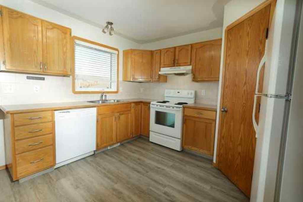 MLS&reg; # A2269861 - 34 Kirkland Close  in Kentwood West Red Deer, Residential Open Houses