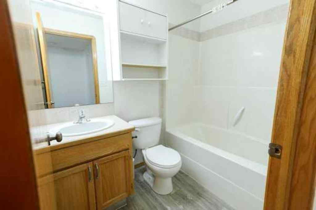 MLS&reg; # A2269861 - 34 Kirkland Close  in Kentwood West Red Deer, Residential Open Houses