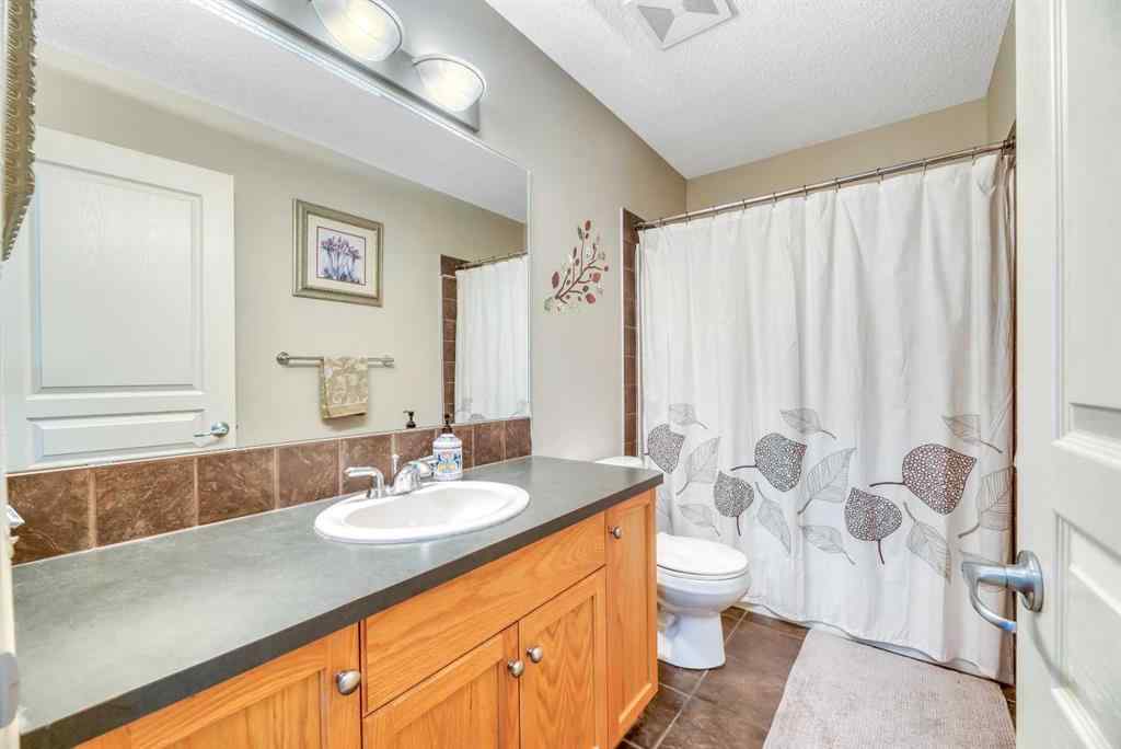 MLS® A2269868 - 408 Rainbow Falls Way  in Rainbow Falls Chestermere, Residential