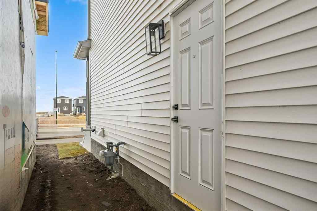 MLS® A2269869 - 497 Hotchkiss Drive SE in Hotchkiss Calgary, Residential