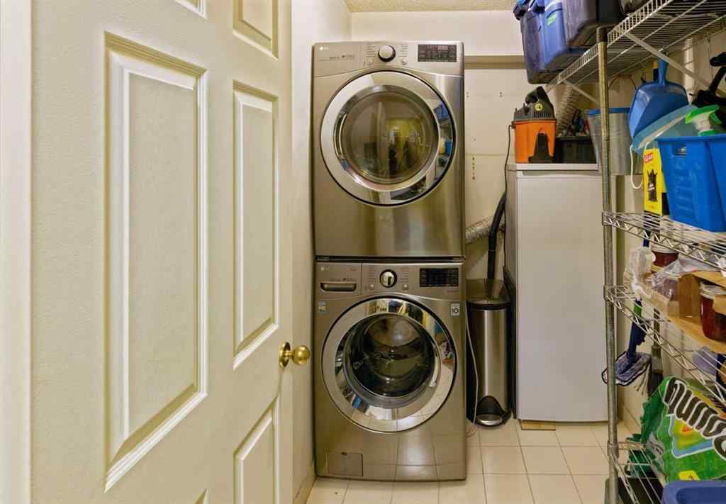 MLS&reg; # A2269875 - Unit #305 225 25 Avenue SW in Mission Calgary, Residential Open Houses