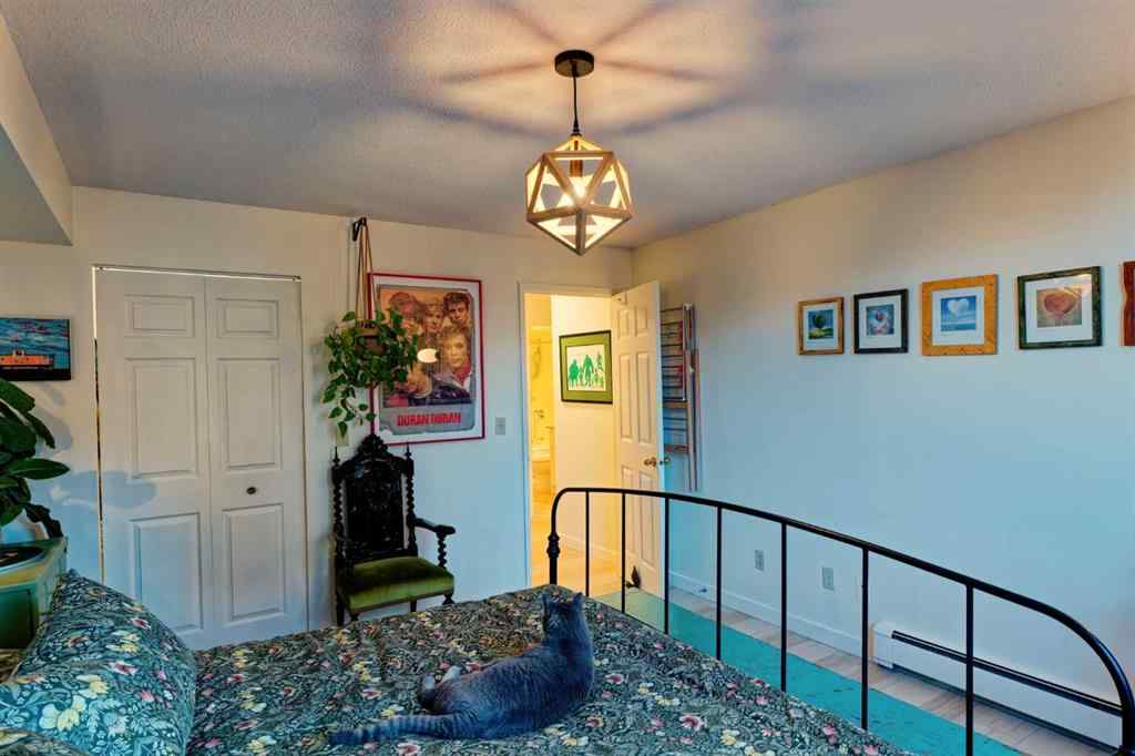 MLS&reg; # A2269875 - Unit #305 225 25 Avenue SW in Mission Calgary, Residential Open Houses