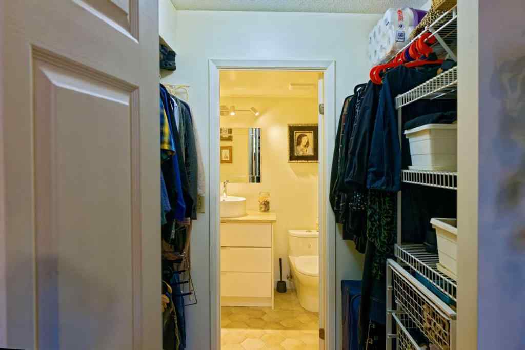 MLS&reg; # A2269875 - Unit #305 225 25 Avenue SW in Mission Calgary, Residential Open Houses