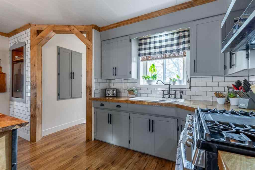 MLS&reg; # A2269877 - 56 E 100 S   in NONE Raymond, Residential Open Houses