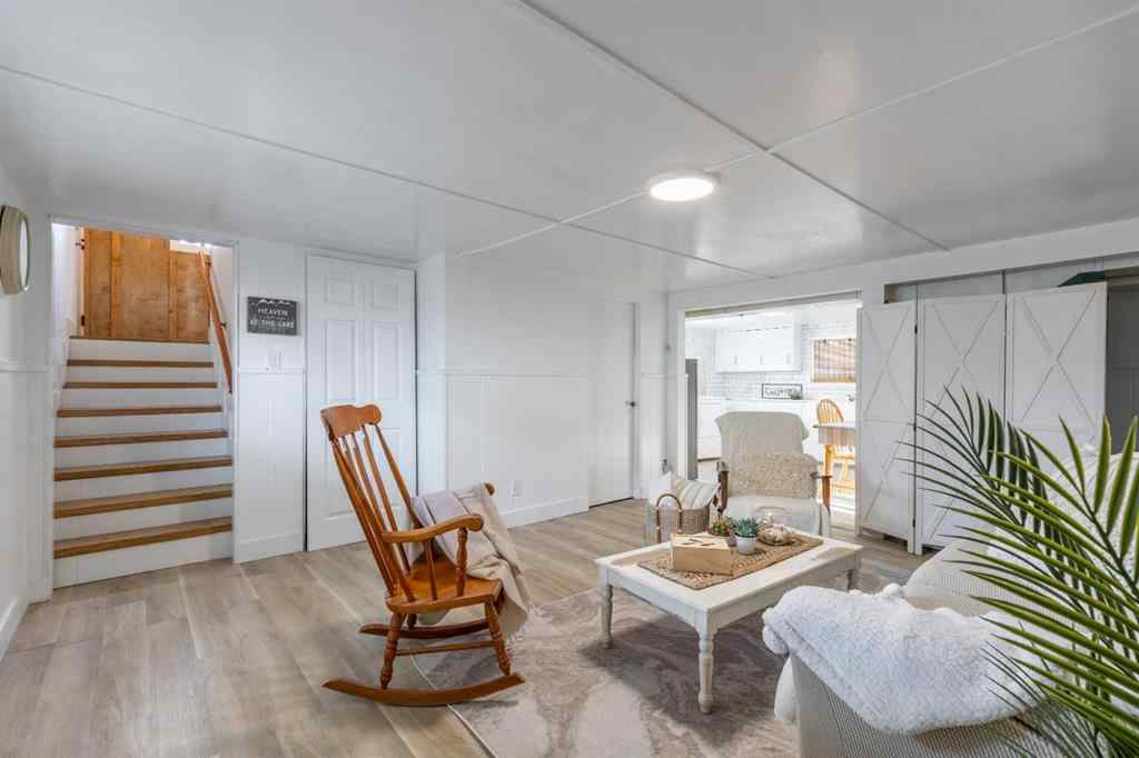 MLS&reg; # A2269877 - 56 E 100 S   in NONE Raymond, Residential Open Houses