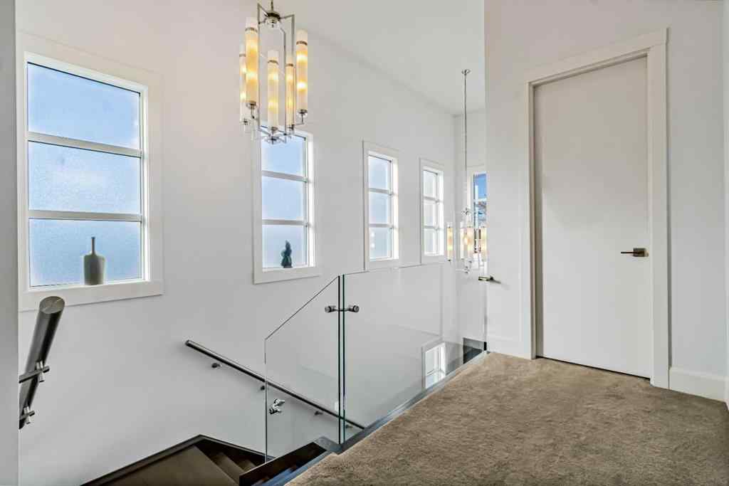 MLS® A2269882 - 405 29 Avenue NE in Winston Heights/Mountview Calgary, Residential